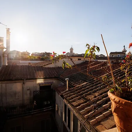 Pantheon Attico Esclusivo Apartamento